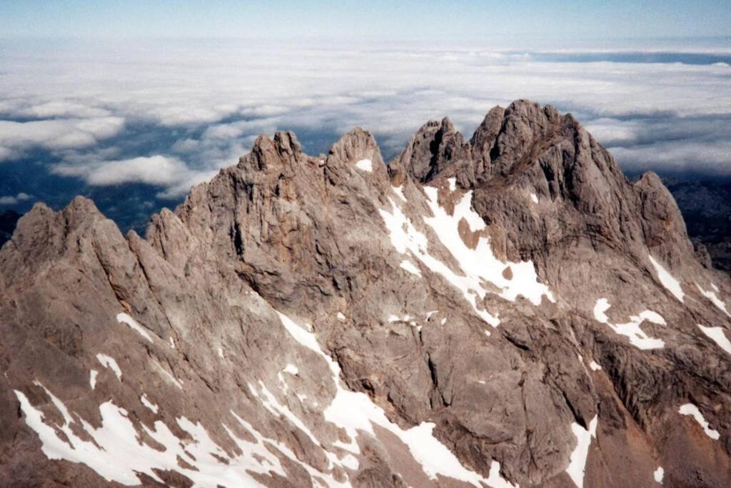 Aire De Montana - Estupendas Vistas A Los Picos Baro  Exterior foto